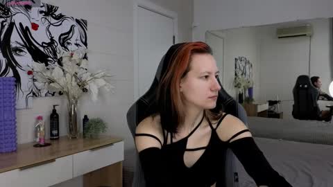 eva_vils online show from 01/14/25, 12:24