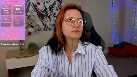 eva_vils online show from 01/18/25, 06:43