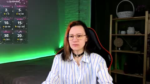 eva_vils online show from 02/05/25, 11:12