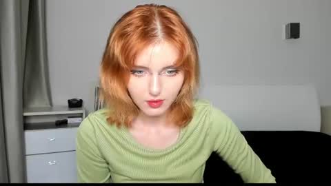 Snapshot of eva_vv chatting on 06/30/26, 10:11 Eva online show from 06/30/26, 10:11