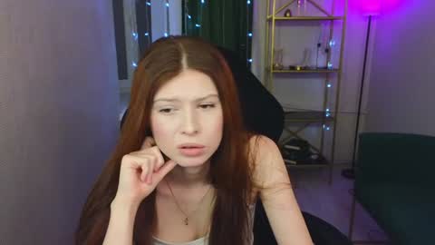 Hi Im Eva new here online show from 01/15/25, 03:50