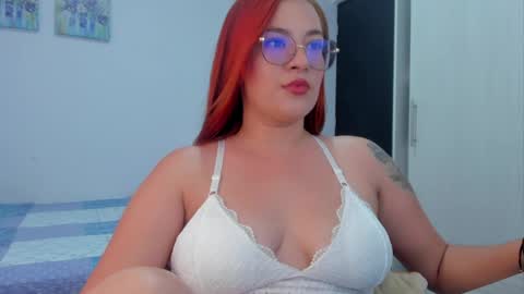 Snapshot of eva_xox chatting on 05/07/26, 06:35 Eva online show from 05/07/26, 06:35