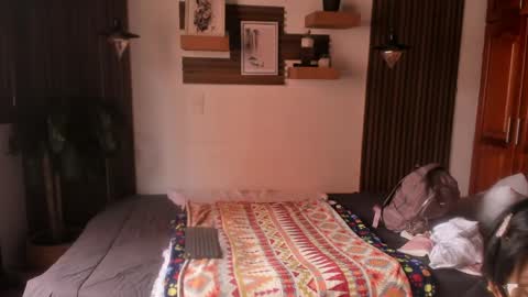 Snapshot of evaa_campbell chatting on 06/03/26, 01:46 Eva online show from 06/03/26, 01:46
