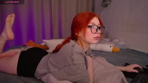 Snapshot of evaa_moonn_ chatting on 01/02/25, 04:20 Eva online show from 01/02/25, 04:20