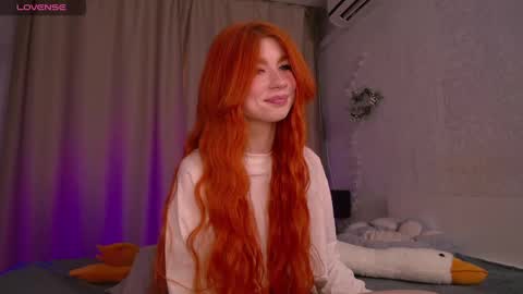 Snapshot of evaa_moonn_ chatting on 02/15/25, 02:47 Eva online show from 02/15/25, 02:47