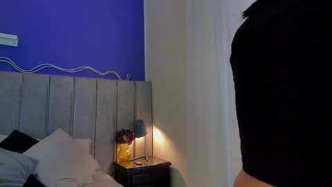 Snapshot of evaa_stevens chatting on 05/13/26, 08:27 julieth online show from 05/13/26, 08:27