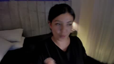Snapshot of evaa_stevens chatting on 07/27/26, 07:54 julieth online show from 07/27/26, 07:54