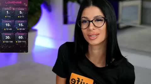 Eva  online show from 10/14/25, 04:46