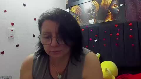 Snapshot of evaaross chatting on 06/15/26, 04:09 Eva online show from 06/15/26, 04:09