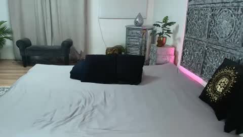 evabarbi online show from 12/15/24, 12:29