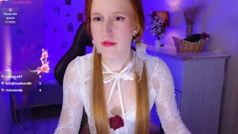 EvaBellea online show from 06/03/26, 02:33
