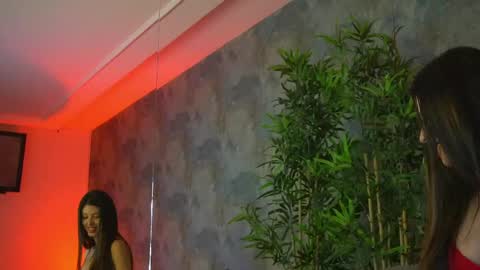 Snapshot of evaberryy chatting on 04/15/26, 04:52 EvaBerry online show from 04/15/26, 04:52