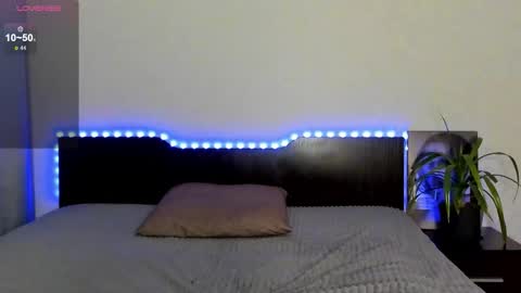 Snapshot of evablisss chatting on 10/01/25, 12:44 Eva online show from 10/01/25, 12:44