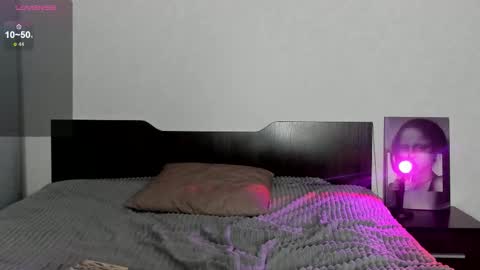 Snapshot of evablisss chatting on 10/10/25, 01:21 Eva online show from 10/10/25, 01:21