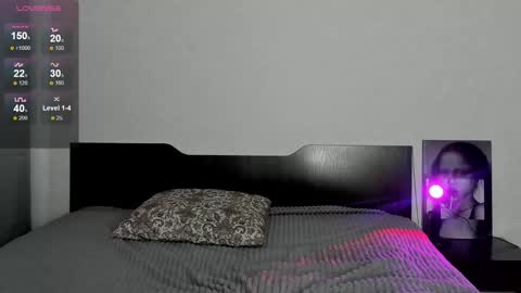 Snapshot of evablisss chatting on 10/11/25, 10:14 Eva online show from 10/11/25, 10:14