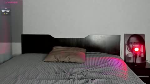 Snapshot of evablisss chatting on 10/13/25, 12:27 Eva online show from 10/13/25, 12:27