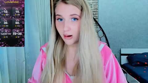 Eva  online show from 10/29/25, 10:50