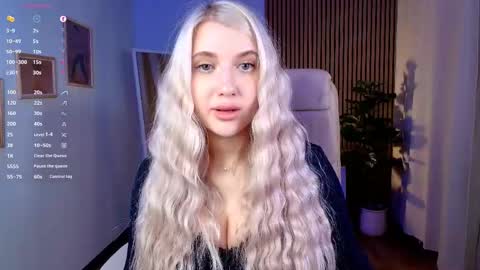 Snapshot of evacadooo chatting on 05/11/26, 02:50 Eva online show from 05/11/26, 02:50