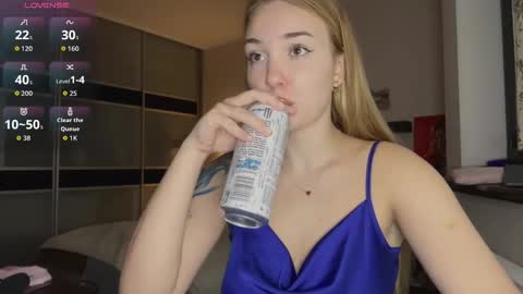 Snapshot of evacarter1 chatting on 10/11/25, 06:56 evacarter1 online show from 10/11/25, 06:56