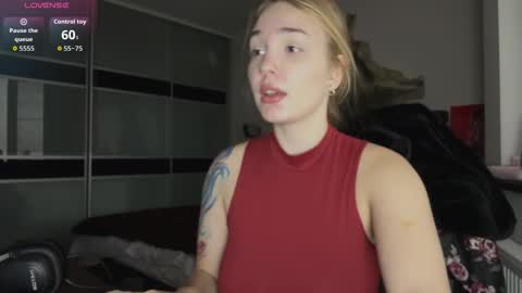 Snapshot of evacarter1 chatting on 10/16/25, 07:53 evacarter1 online show from 10/16/25, 07:53