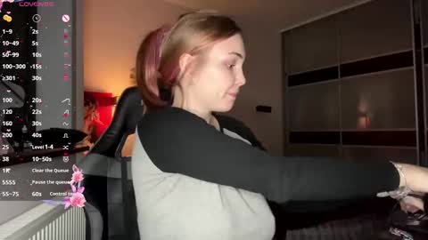 Snapshot of evacarter1 chatting on 11/30/25, 01:48 evacarter1 online show from 11/30/25, 01:48