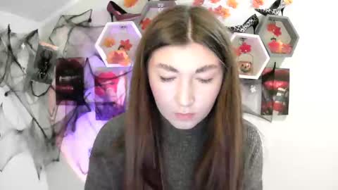 Snapshot of evachaturbatte chatting on 10/17/25, 09:12 Evachaturbatte online show from 10/17/25, 09:12