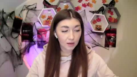 Snapshot of evachaturbatte chatting on 10/20/25, 08:26 Evachaturbatte online show from 10/20/25, 08:26