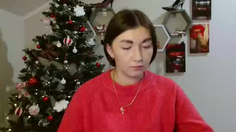 Snapshot of evachaturbatte chatting on 11/19/25, 01:44 Evachaturbatte online show from 11/19/25, 01:44