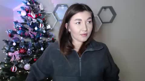 Snapshot of evachaturbatte chatting on 01/19/26, 08:07 Evachaturbatte online show from 01/19/26, 08:07