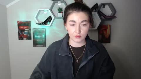 Snapshot of evachaturbatte chatting on 02/12/26, 07:42 Evachaturbatte online show from 02/12/26, 07:42