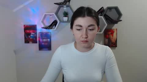 Snapshot of evachaturbatte chatting on 02/15/26, 06:15 Evachaturbatte online show from 02/15/26, 06:15