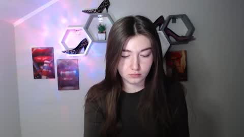 Snapshot of evachaturbatte chatting on 02/17/26, 06:21 Evachaturbatte online show from 02/17/26, 06:21