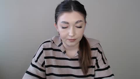 Evachaturbatte online show from 04/15/26, 09:05