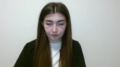 Snapshot of evachaturbatte chatting on 05/14/26, 05:20 Evachaturbatte online show from 05/14/26, 05:20