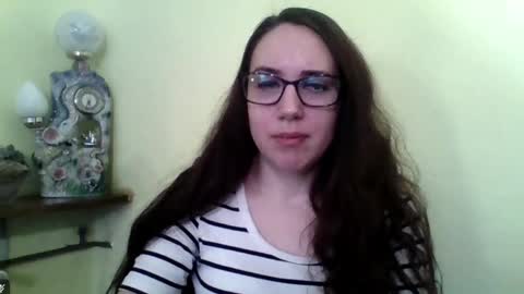 Snapshot of evaclassy chatting on 12/05/25, 08:23 EVA online show from 12/05/25, 08:23