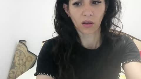 Snapshot of evacrisxxx chatting on 06/06/26, 02:38 hornycrissyyourlove online show from 06/06/26, 02:38