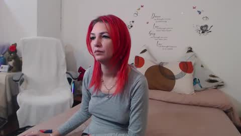 EvadesireONE online show from 12/06/24, 10:27