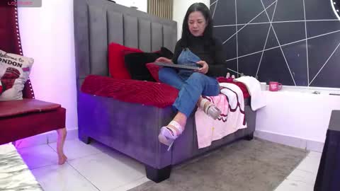 EVA GODDESS  online show from 03/04/26, 08:26