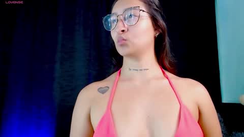 Evah Lee online show from 11/05/25, 02:00