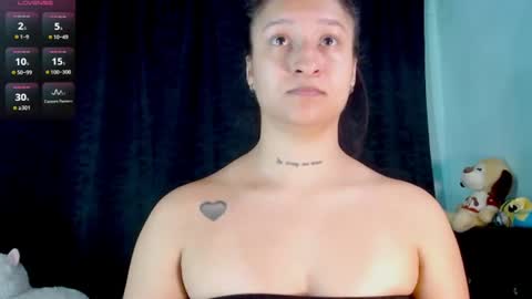 Snapshot of evah_lee chatting on 06/11/26, 05:05 Evah Lee online show from 06/11/26, 05:05