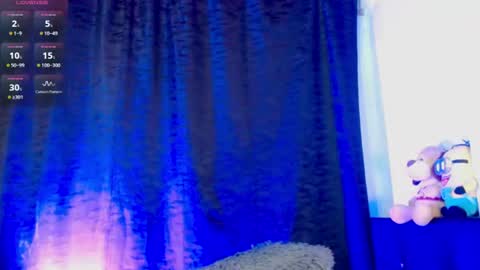 Snapshot of evah_lee chatting on 06/17/26, 03:31 Evah Lee online show from 06/17/26, 03:31