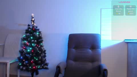 Eva online show from 12/21/24, 03:14