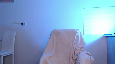 Eva online show from 11/10/25, 04:00