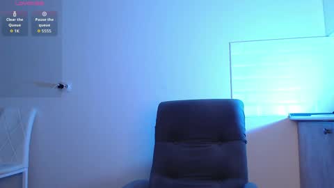 Eva online show from 03/29/26, 04:45