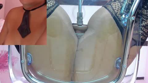 Snapshot of evahalston chatting on 02/15/25, 09:48 evahalston online show from 02/15/25, 09:48