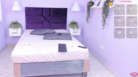 Snapshot of evahalston chatting on 03/01/25, 09:40 evahalston online show from 03/01/25, 09:40