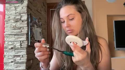 EvaHazard online show from 02/07/26, 08:18