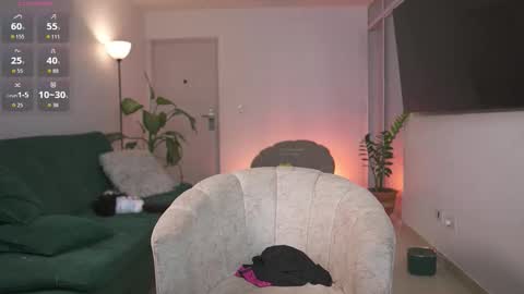 evajacksss_ online show from 09/25/25, 10:13