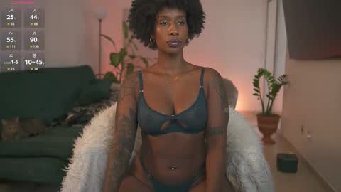 evajacksss_ online show from 04/14/26, 07:09