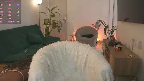 Snapshot of evajacksss_ chatting on 05/23/26, 05:39 evajacksss_ online show from 05/23/26, 05:39
